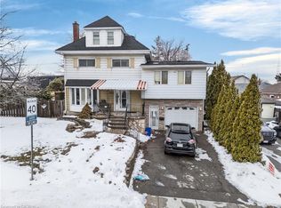 312 E 12th St, Hamilton, ON L9A 3Y1