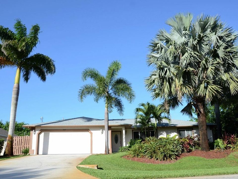 1st image of 2073 SW Monterrey Ln