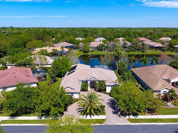 Home with Lake View