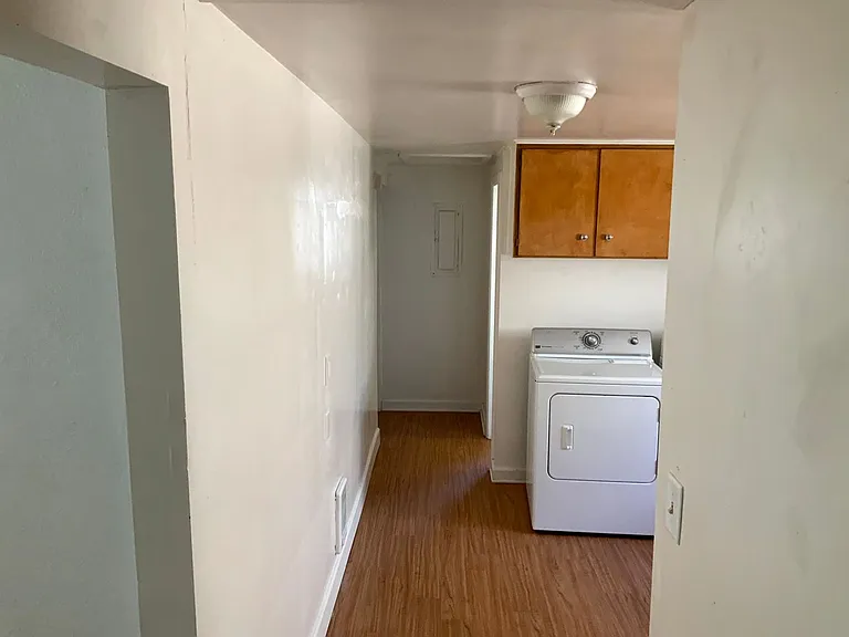 715 E 21st Ave — Photo 10