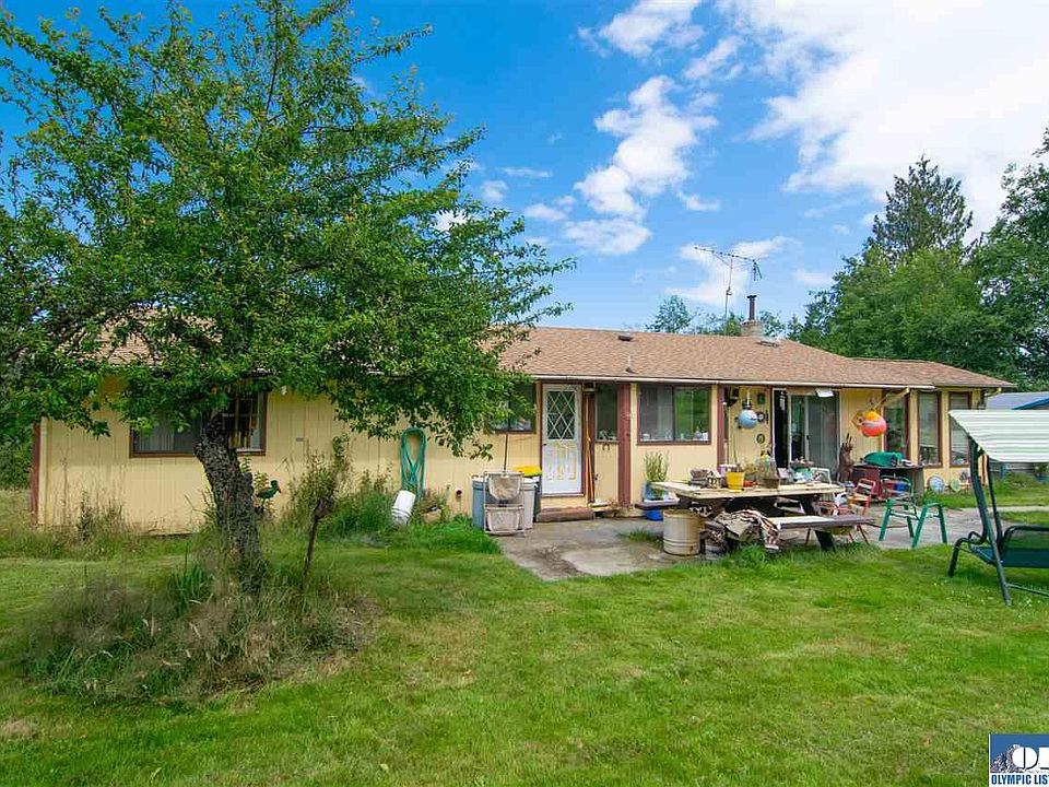1st image of 124 Uphill Dr