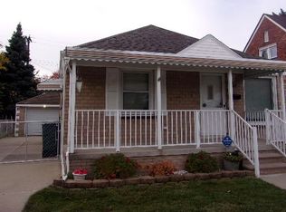 1517 Cleveland Ave, Lincoln Park, MI 48146