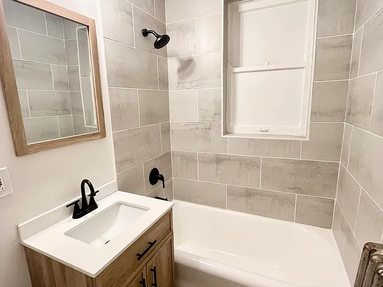 4124-32 W 24th Pl Apartments — Photo 2