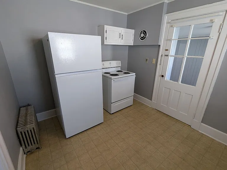 31 Central Ave — Photo 20