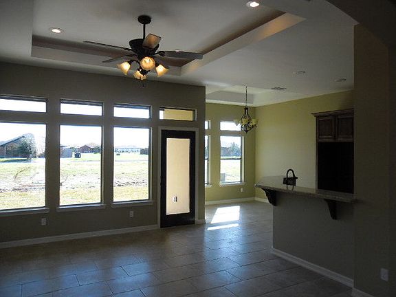 5th image of 3101 Hondo Ave