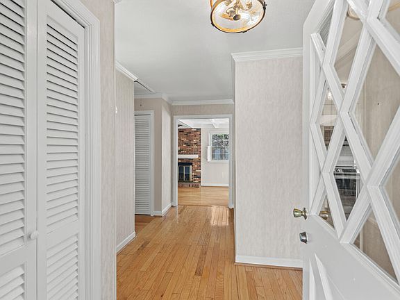 3rd image of 6017 Charlana Dr