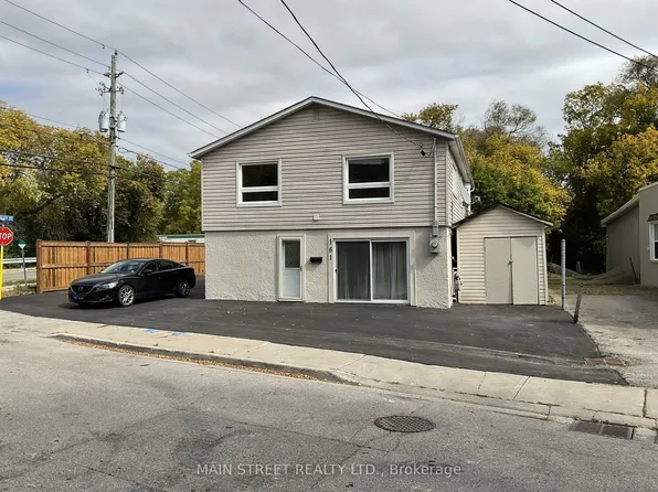 161 Charlotte St S, Newmarket, ON L3Y 3S7