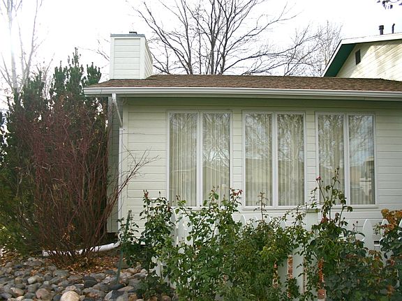 5th image of 306 Rhubarb Ln
