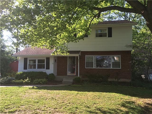1st image of 401 Shue Dr