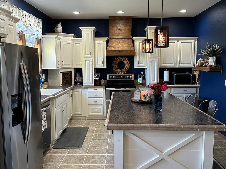 4293 Madison Ave SW — Photo 5