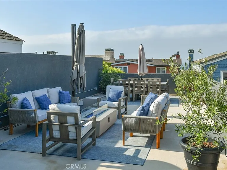 947 W Balboa Blvd — Photo 27