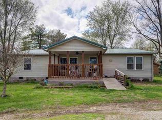 108 N Walnut St, Dale, IN 47523