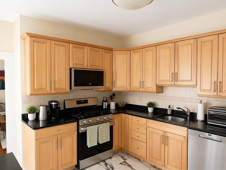 49-51 Putnam Ave #2 — Photo 8