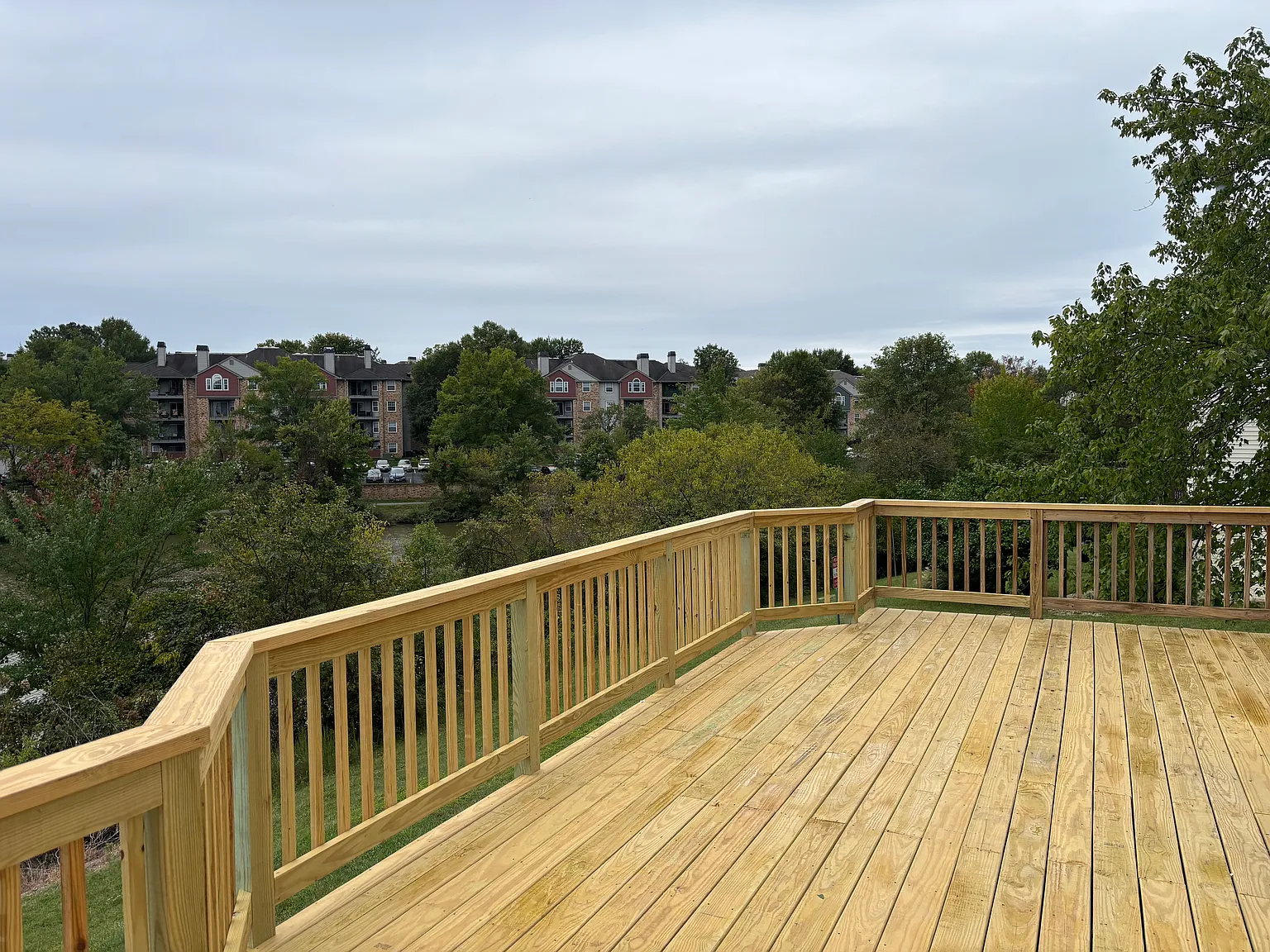 3 bed, 1672 sqft, $2,990 — Photo 2