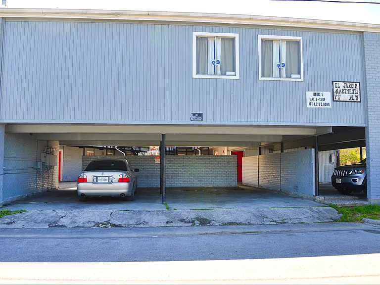 1617 Marlin St — Photo 16