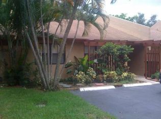 9612 NW 16th St, Pembroke Pines, FL 33024