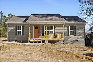 249 Luffman Rd — Photo 1