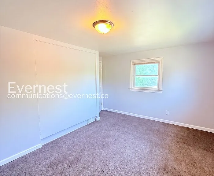 15378 Meyers Rd — Photo 15