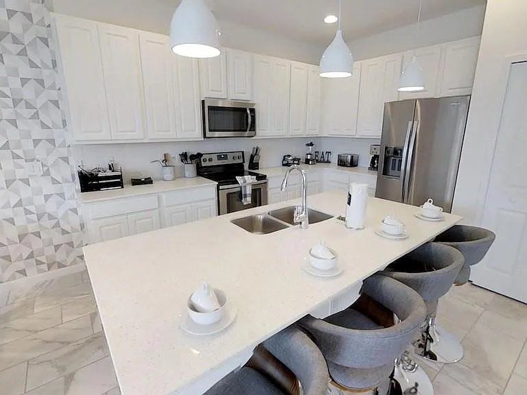 3810 Oakville Ave — Photo 5