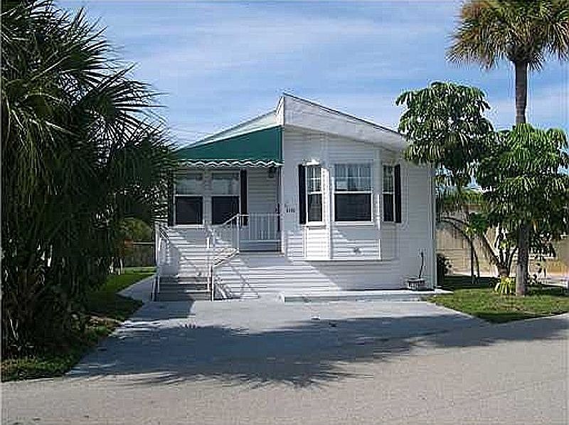 1st image of 2170 Nettles Blvd