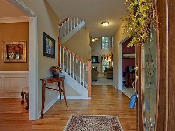 3rd image of 1821 Dover Ct