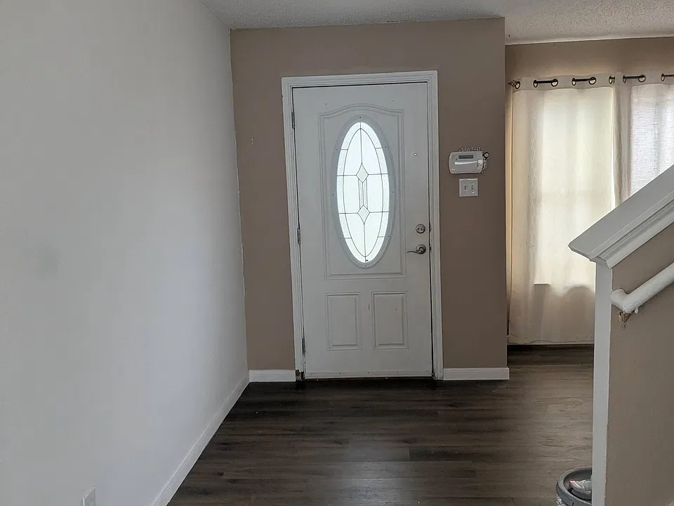 7906 Rocky Shls