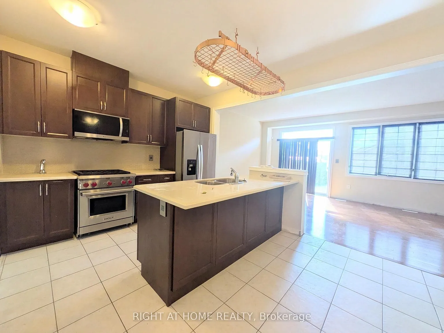 4 bed, $4,150 — Photo 4