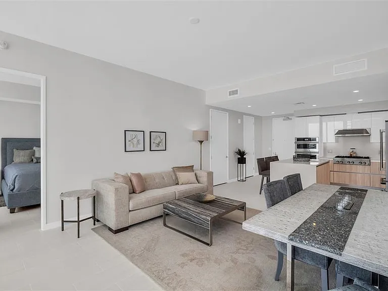 400 Central Ave #1204 — Photo 12