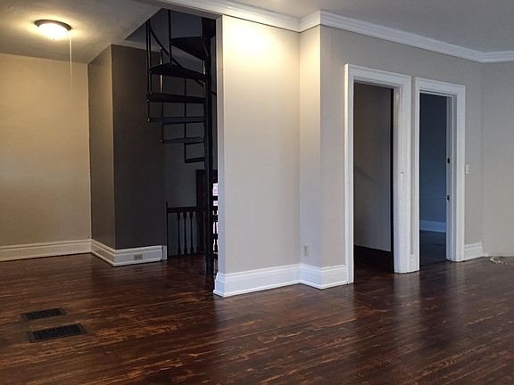 3rd image of 797 Ashland Ave #2