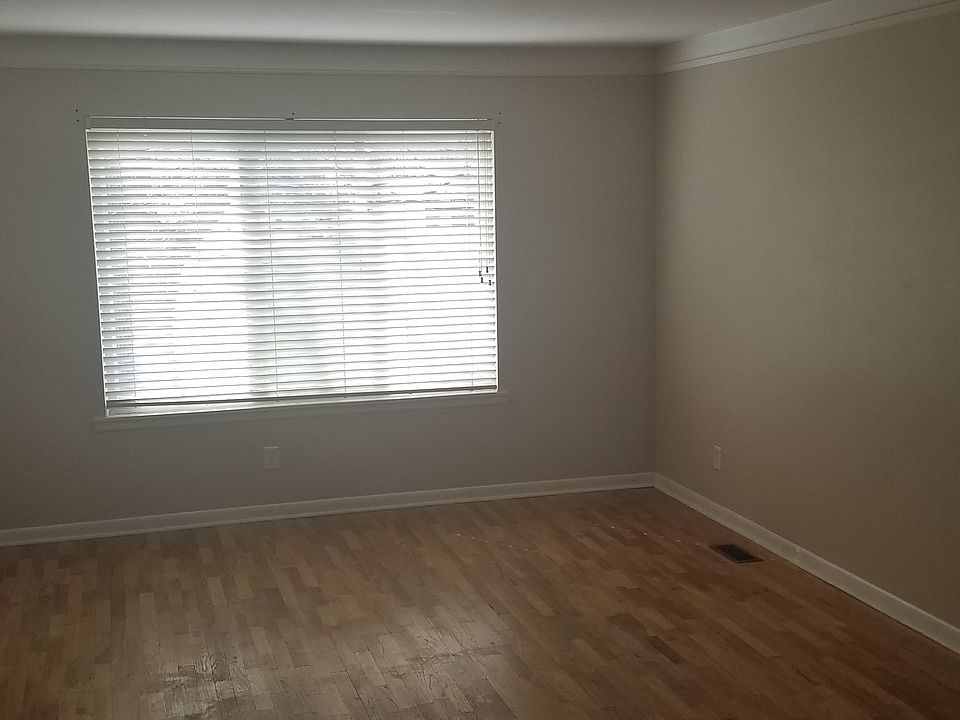 1st image of 23833 Brookplace Ct