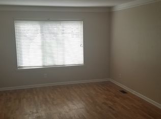 23833 Brookplace Ct, Farmington Hills, MI 48336