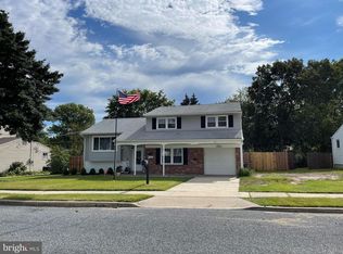 25 Cypress Rd, Burlington, NJ 08016