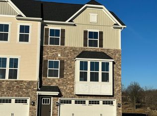 3433 Links Dr, Akron, OH 44333
