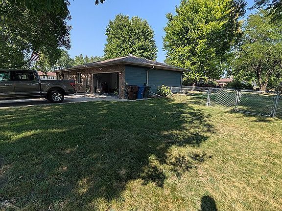 2nd image of 500 S Anderson St