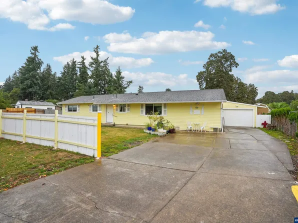 355 Cedar Ave, Woodburn, OR 97071