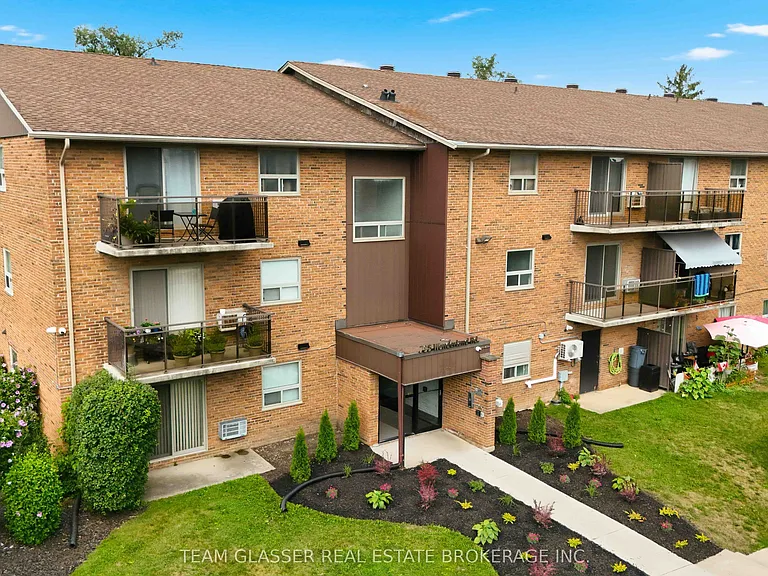 735 Wonderland Rd S #302 — Photo 31