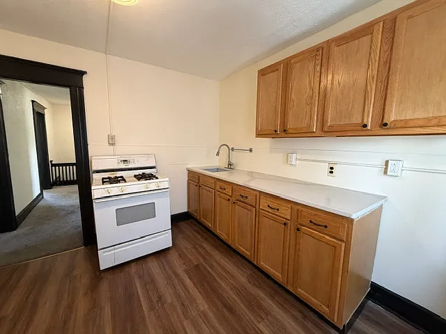 610 Moosic St #2 — Photo 8