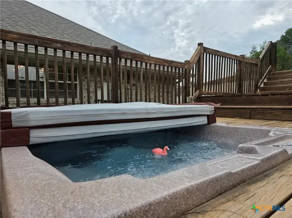 1900 Sutton Place Trl, Harker Heights, TX 76548