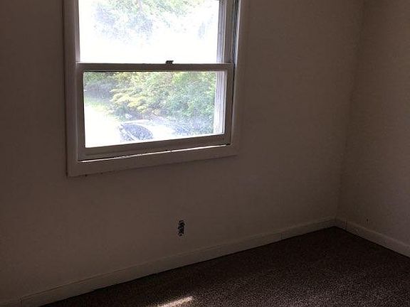 4th image of 405 Lingle Ave