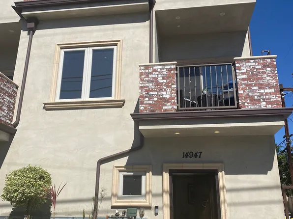 14947 W Magnolia Blvd, Van Nuys, CA 91411