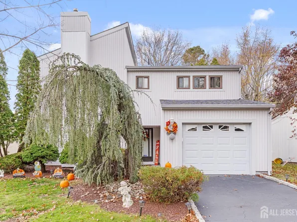 236 Community Cir, Old Bridge, NJ 08857