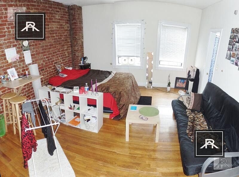 2nd image of 9 Keswick St #9