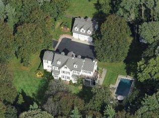 221 Oyster Bay Rd, Jericho, NY 11753