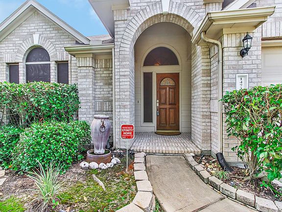 3rd image of 14730 Arbor Trace Ct