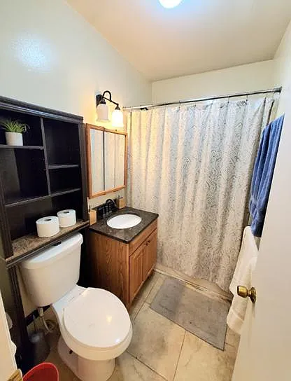 2843 N Clark St #4F — Photo 8