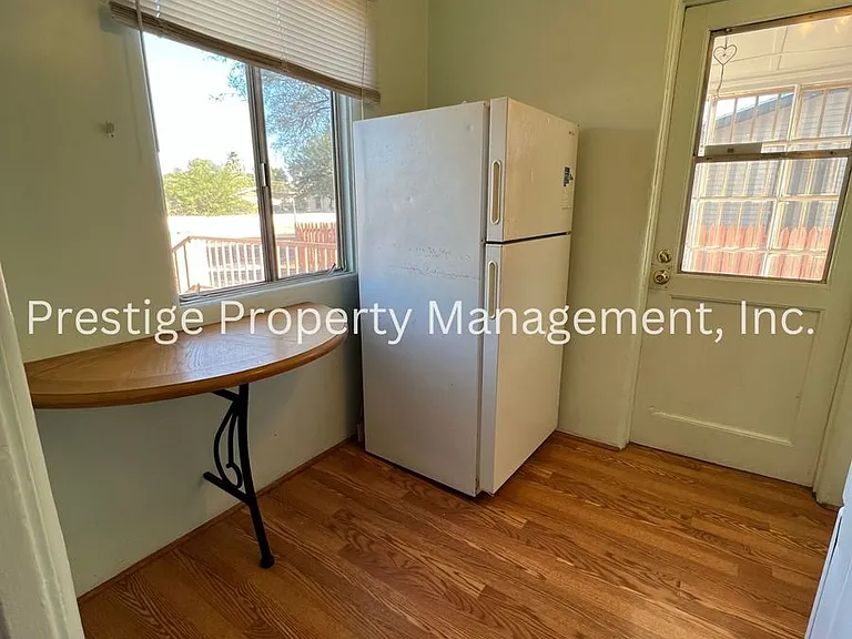 2455 N Orchard Ave — Photo 5