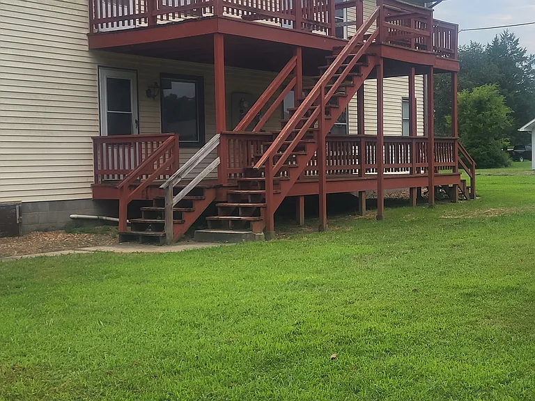 400 Bomber Blvd #A — Photo 3