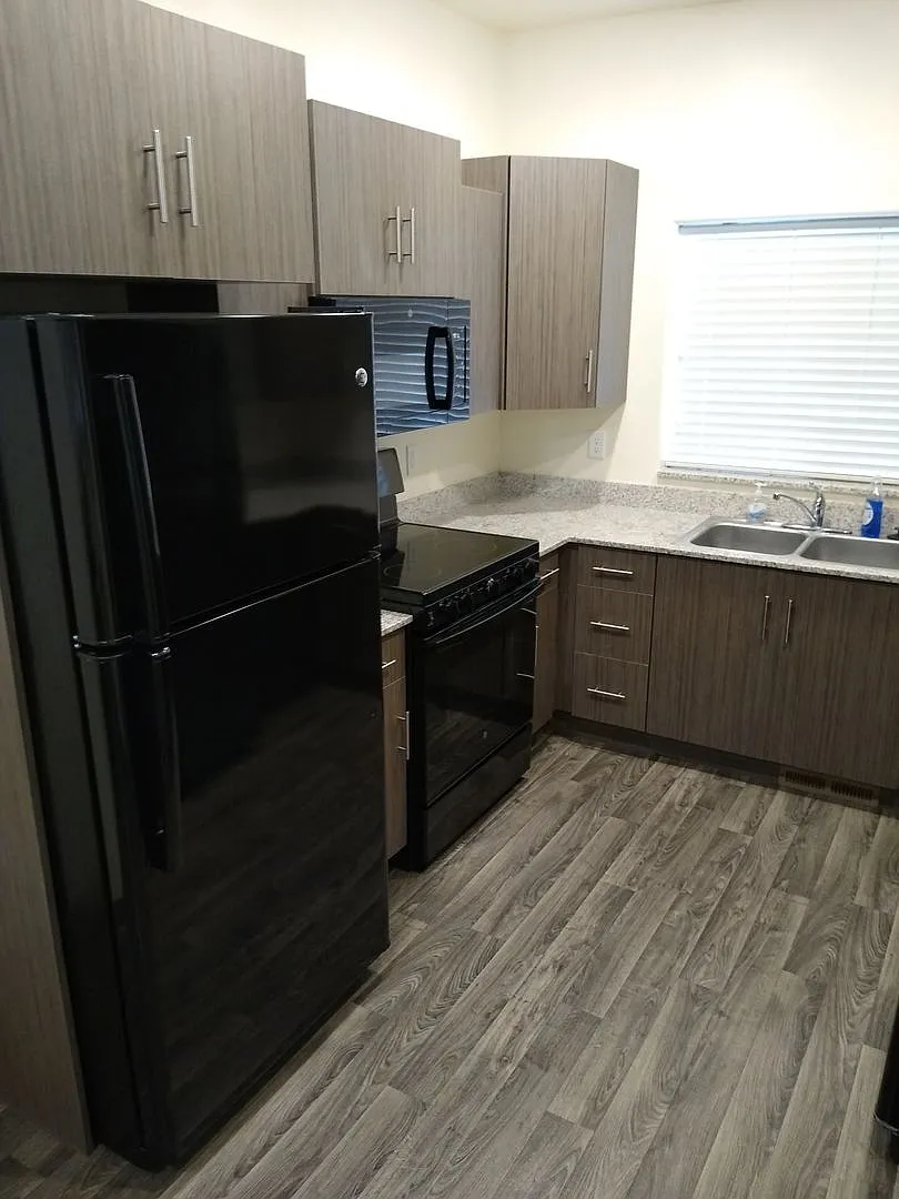 University Lofts Student Housing — Photo 4