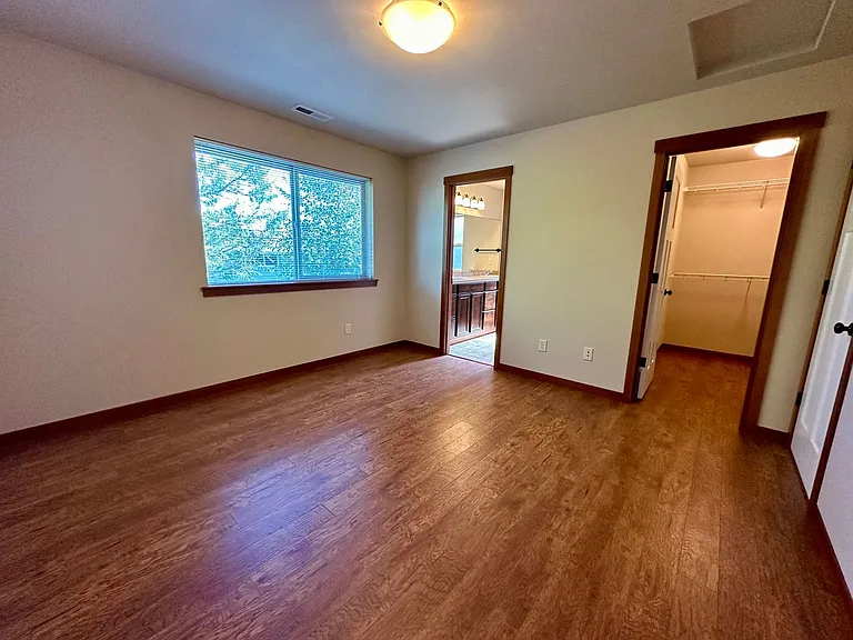 5831 Pioneer Ridge Pl — Photo 11