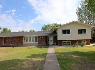 307 Three Cross Dr, Roswell, NM 88201